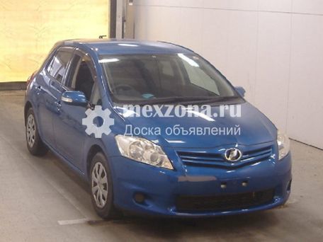 TOYOTA Auris