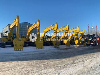 KOMATSU PC300-8MO