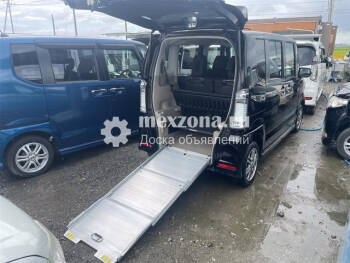 HONDA N Box Plus Custom